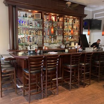 Ella's Cafe And BBQ - Such a beautiful place however food not of quality and service was -1 terrible - Barbeque Near Me - Belmont, California Ella's Cafe And BBQ - Such a beautiful place however food not of quality and service was -1 terrible - Barbeque Near Me - Belmont, California