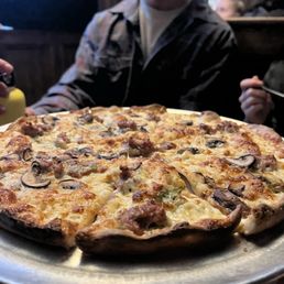 Bianca Pizza Bianca Pizza