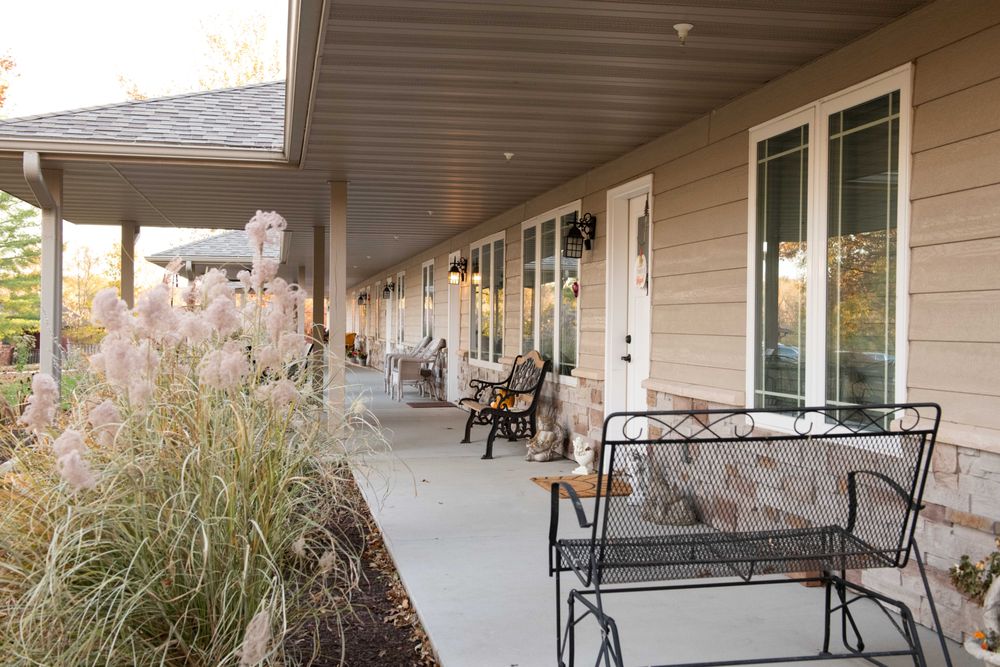 LAKE SENIOR LIVING 5000 E Richland Rd, Columbia, Missouri