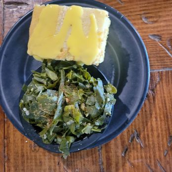 Imagine Vegan Cafe - Greens and cornbread - Vegan Near Me - Memphis, Tennessee