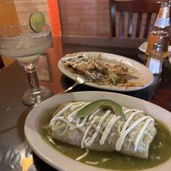El Tenampa Mexican Restaurant - Wet burrito with green saice