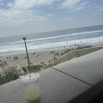 Young's Beach Shack - Lemonade - Breakfast & Brunch Near Me - Dana Point, California Young's Beach Shack - Lemonade - Breakfast & Brunch Near Me - Dana Point, California