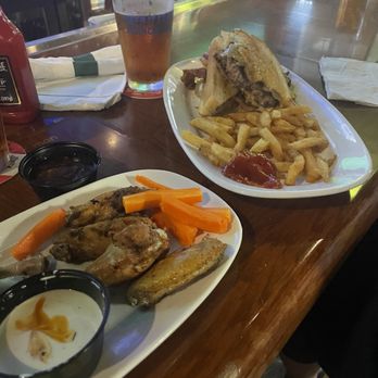 Carolina Ale House - Grilled wings and patty melt.  Ask for extra sauce on the side for the patty melt. - Sports Bars Near Me - Columbia, South Carolina