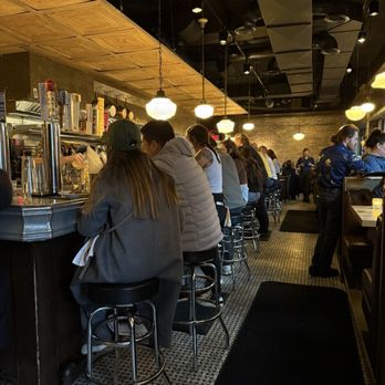 Au Cheval - Interior - Bars Near Me - Chicago, Illinois