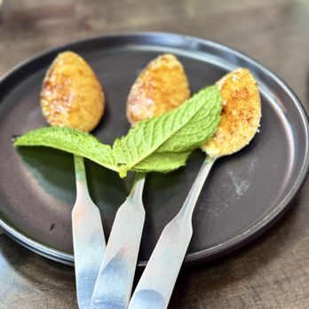 Le Emperor - Crème brûlée - Desserts Near Me - Cypress, Texas
