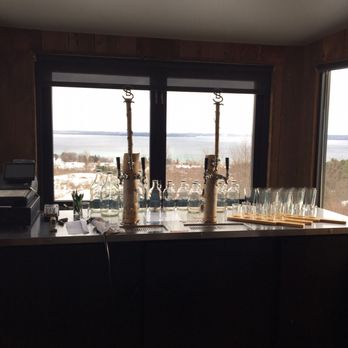 Suttons Bay Ciders - Breweries Near Me - Suttons Bay, Michigan