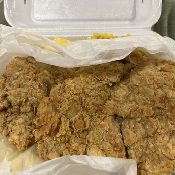 Kelley's Country Cookin' - fried chicken in a styrofoam container - American Near Me - Pearland, Texas Kelley's Country Cookin' - fried chicken in a styrofoam container - American Near Me - Pearland, Texas