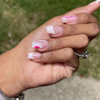 Lavis Manicure - Nail Salons Near Me - Sandy Springs, Georgia Lavis Manicure - Nail Salons Near Me - Sandy Springs, Georgia