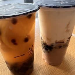 Yifang Fruit Tea and Taro Milk Tea Yifang Fruit Tea and Taro Milk Tea