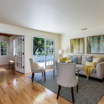 Lori Donahoo - Family Room. Sold with multiple offers. - Real Estate Agents Near Me