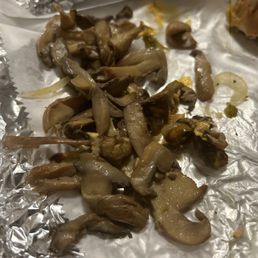 Philly Cheesesteak was almost entirely made of mushrooms! My wife is allergic to mushrooms. Menu doesn't say it comes with mushrooms!