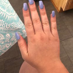 Eluxe Nails