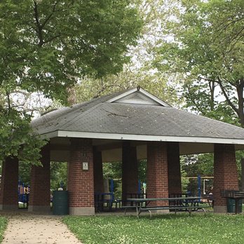 Blanchette Park - Picnic pavilion and BBQ grill. - Playgrounds Near Me - Saint Charles, Missouri Blanchette Park - Picnic pavilion and BBQ grill. - Playgrounds Near Me - Saint Charles, Missouri
