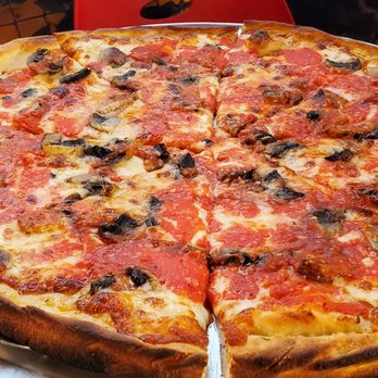 Arturo's - Italian Near Me - New York, New York