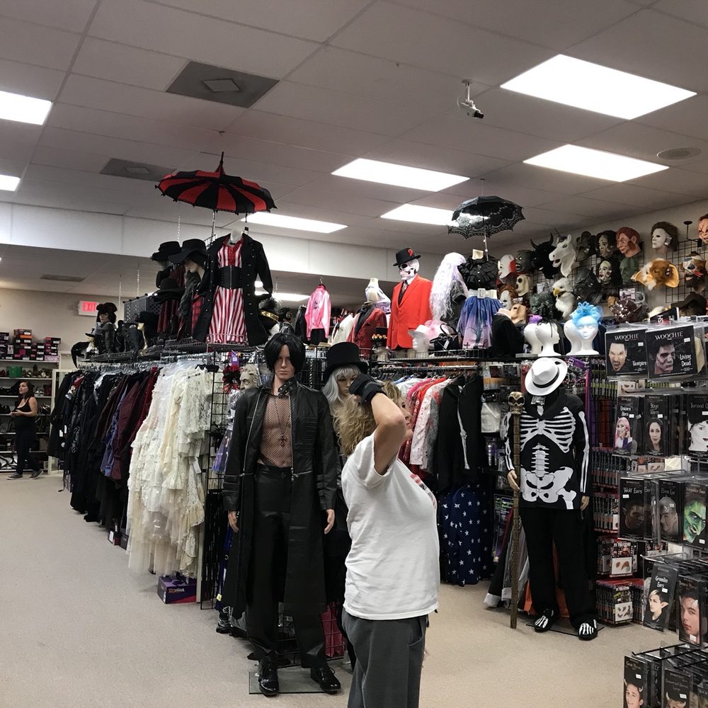 Echoes of Time - Used, Vintage & Consignment Near Me - Virginia Beach, Virginia