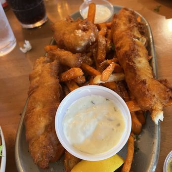 Sequoia Brewing - Chicken Tender - Brewpubs Near Me - Visalia, California