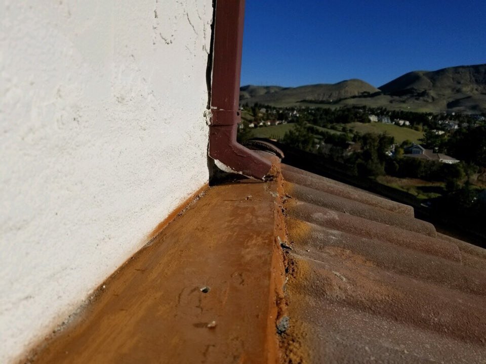 Slide of K-1 Pro Roofing & Gutter Co.