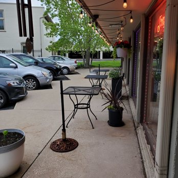 Simply Thai Bistro - Thai Near Me - Wheaton, Illinois