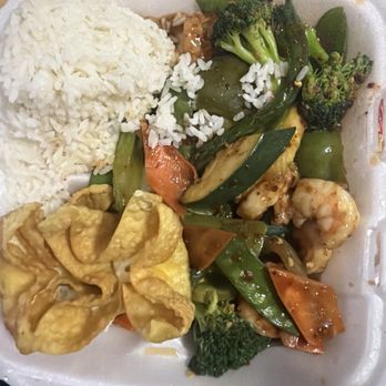 Red Wok - Hunan Shrimp - Chinese Near Me - Kansas City, Missouri Red Wok - Hunan Shrimp - Chinese Near Me - Kansas City, Missouri