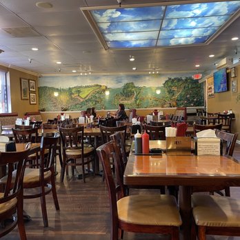 Pho Lovers - Inside - Vietnamese Near Me - Sunnyvale, California Pho Lovers - Inside - Vietnamese Near Me - Sunnyvale, California