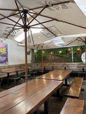 The Local Taphouse by null