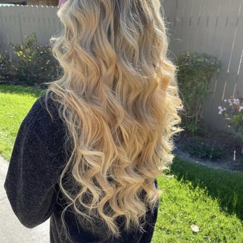 Hair Xtensions by Mariana - After 20' Seamless beaded weft sew ins - Hair Extensions Near Me Hair Xtensions by Mariana - After 20' Seamless beaded weft sew ins - Hair Extensions Near Me