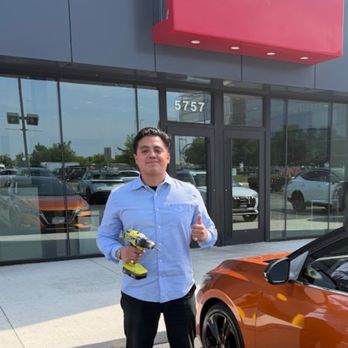 Star Nissan - Horrid sales man and scammer - Car Dealers Near Me - Niles, Illinois