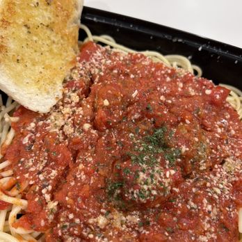 Mia Pizzeria - Spaghetti and meatballs -very yummy! - Pizza Near Me - Indianapolis, Indiana Mia Pizzeria - Spaghetti and meatballs -very yummy! - Pizza Near Me - Indianapolis, Indiana