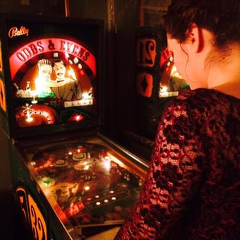 Rudloe Arms Hotel - Playing on the Pinball! - Hotels Near Me - Corsham, WIL