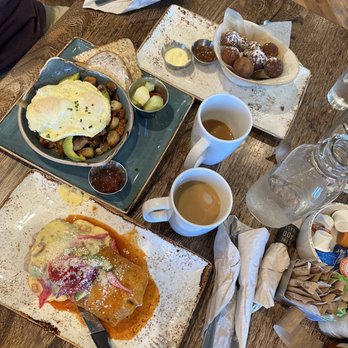 First Watch - Breakfast & Brunch Near Me - Kissimmee, Florida First Watch - Breakfast & Brunch Near Me - Kissimmee, Florida