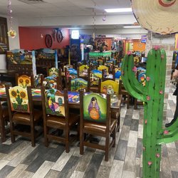 La Hacienda Del Patron Mexican Kitchen - Dinning room