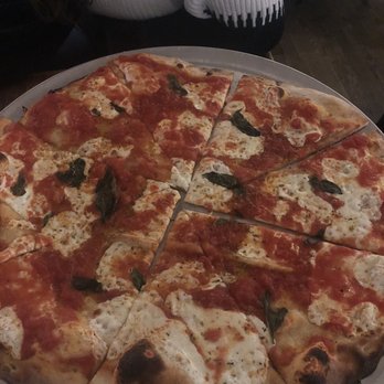 Juliana's - Margherita Pizza - Pizza Near Me - Brooklyn, New York Juliana's - Margherita Pizza - Pizza Near Me - Brooklyn, New York