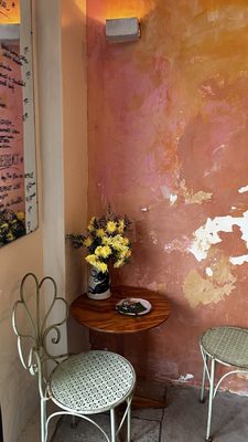 Chainsaw Café by null