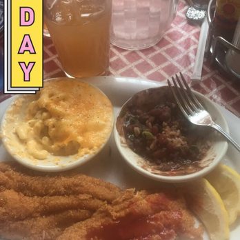 Dixie Kitchen and Bait Shop - Southern Near Me - Lansing, Illinois Dixie Kitchen and Bait Shop - Southern Near Me - Lansing, Illinois