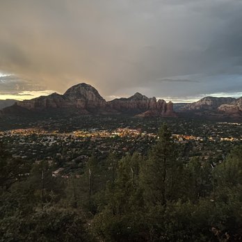 Sky Ranch Lodge - Scenic view from the court yard. What my friends saw as they got married. - Hotels Near Me - Sedona, Arizona Sky Ranch Lodge - Scenic view from the court yard. What my friends saw as they got married. - Hotels Near Me - Sedona, Arizona