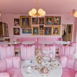 Garrison Inn Boutique Hotel