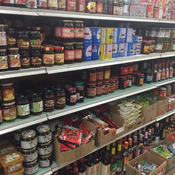 Grantstone Supermarket - Aisles of sauces - Grocery Near Me - Tucson, Arizona