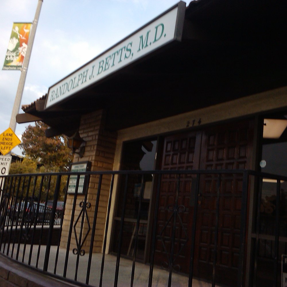 Robinson V Baron, MD - The doctors share the same waiting room/office space. - Surgeons Near Me - Covina, California Robinson V Baron, MD - The doctors share the same waiting room/office space. - Surgeons Near Me - Covina, California