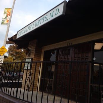 Robinson V Baron, MD - The doctors share the same waiting room/office space. - Surgeons Near Me - Covina, California Robinson V Baron, MD - The doctors share the same waiting room/office space. - Surgeons Near Me - Covina, California