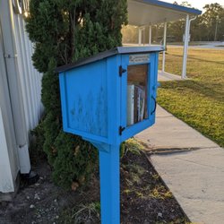 Community Center Little Library - Community Center Little Library, 404 Sound Road, Holly Ridge