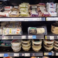 Kroger 732 - Flavored Goat Cheese, Blue Cheese