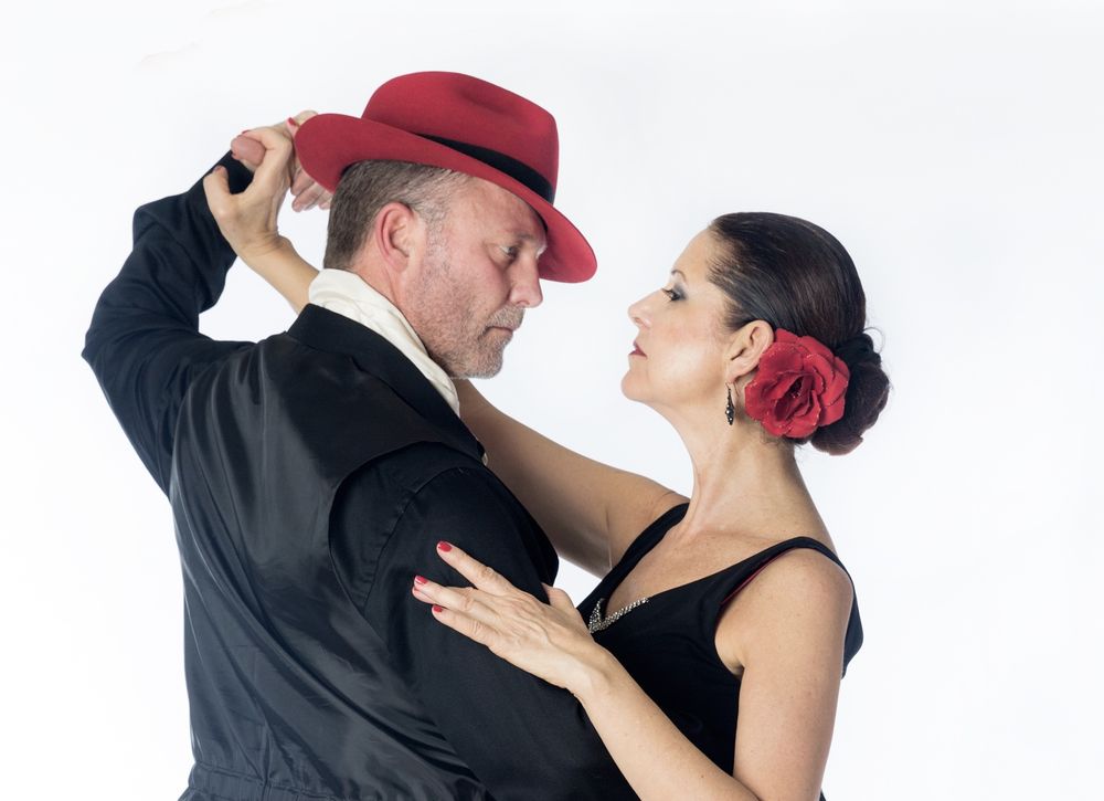 Christy Cote Argentine Tango Instructor Logo