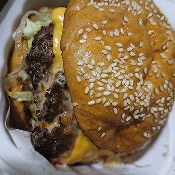 Lucky Buns - Royale Bun - Burgers Near Me - Washington, DC, District of Columbia Lucky Buns - Royale Bun - Burgers Near Me - Washington, DC, District of Columbia