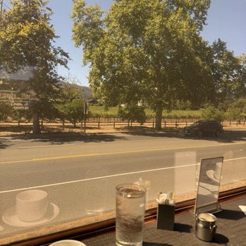 Napa Valley Wine Train - Restaurants Near Me - Napa, California Napa Valley Wine Train - Restaurants Near Me - Napa, California
