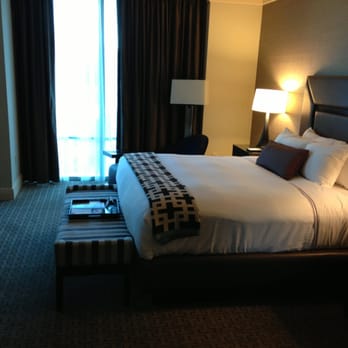 Fairmont Pittsburgh - Williams Suite bedroom - Hotels Near Me - Pittsburgh, Pennsylvania Fairmont Pittsburgh - Williams Suite bedroom - Hotels Near Me - Pittsburgh, Pennsylvania