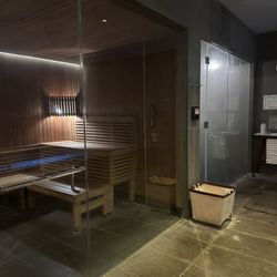 Awili Spa and Salon - Sauna and steam room