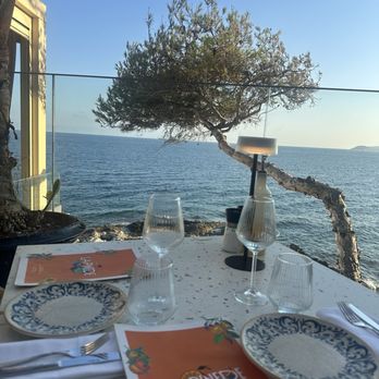 La Pinede - Seafood Near Me - Cap-D'ail, 06