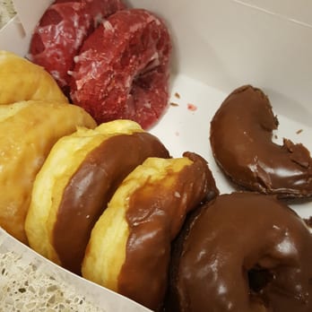 Sarah Donuts - Donuts Near Me - Suwanee, Georgia
