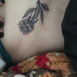 Rose tattoo Rose tattoo