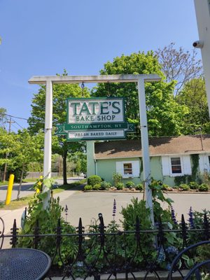 Tate's Bake Shop by null